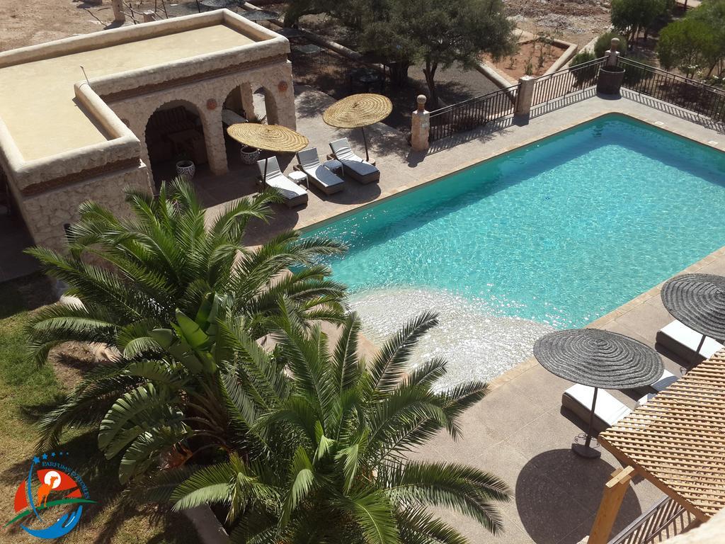 Parfums D'Etoiles Hotel Aguerd  Exterior photo
