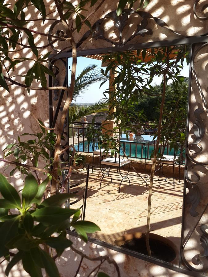 Parfums D'Etoiles Hotel Aguerd  Exterior photo